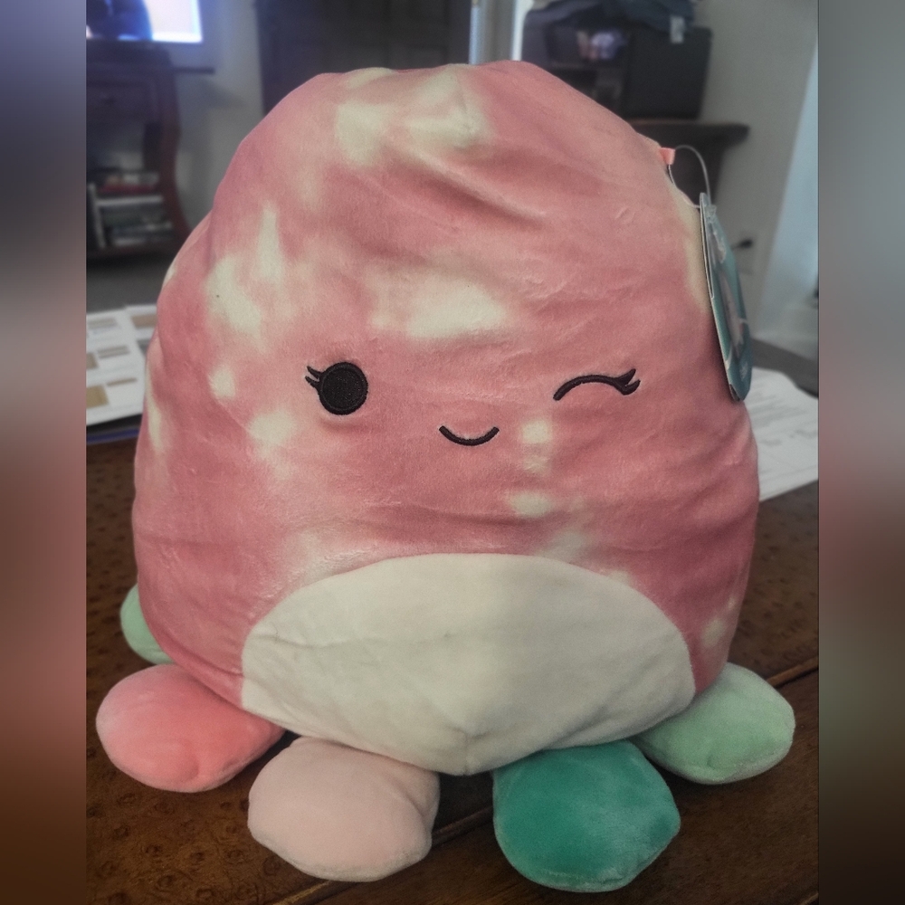 NWT Squishmallow Oshun